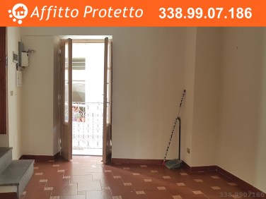 350 Castellone appartamento affitto formia 009